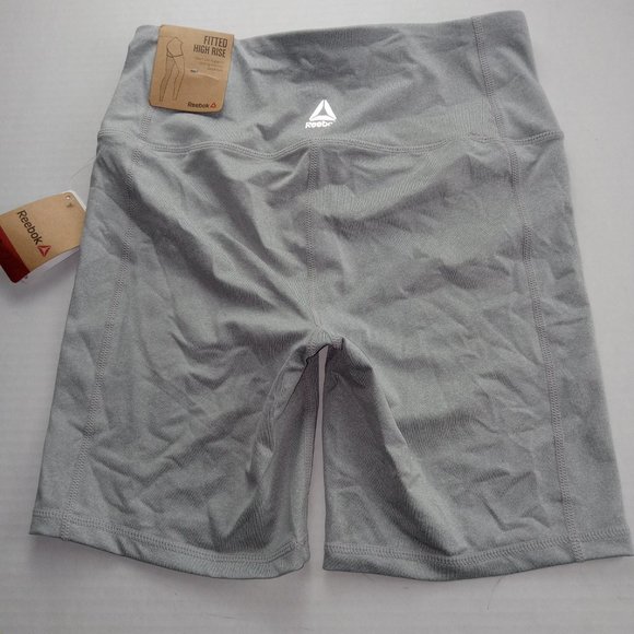Reebok Women's Fitted High Rise Biker Shorts Size Small Grey Heather Training - Picture 4 of 8
